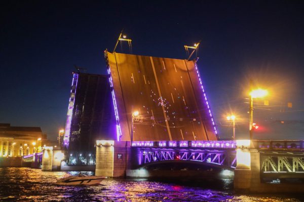«Поющие мосты» 10 – 11 июля посвятят Дню начала Ленинградской битвы